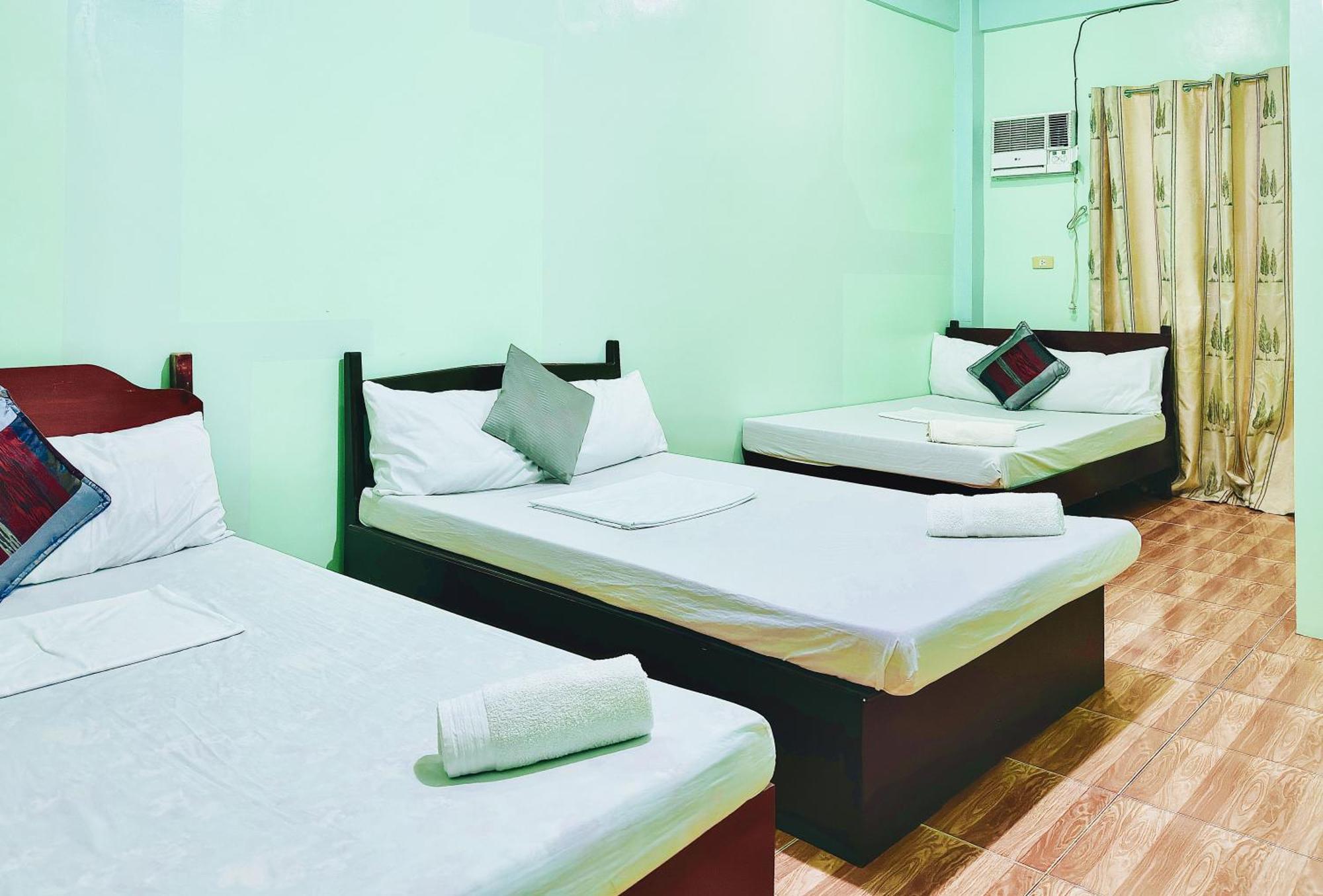 En Gedi Beach Resort By Reddoorz Iba Exteriér fotografie